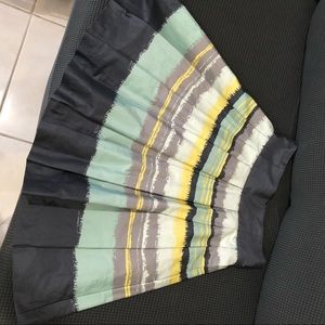 H&M skirt pattern size 4